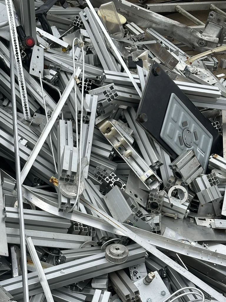 Sortierte Aluminiumprofile zur getrennten Verwertung